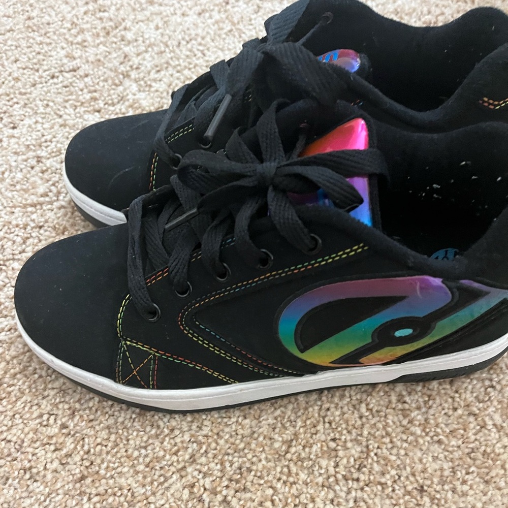 HEELYS Propel 2.0 Black Rainbow Foil Youth Size 6. Barely worn.